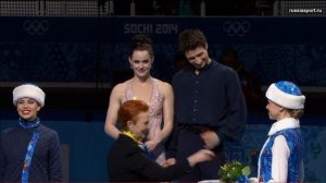 2014 Sochi Olympics. Figure Skating. Ice Dance. Flower Ceremony. 17.02.2014