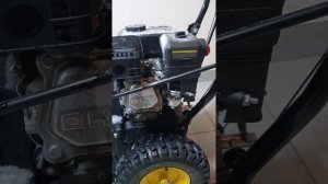 Снегоуборщик HÜTER SGC 4100 плавающие обороты .