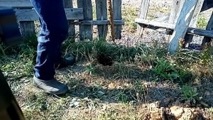 Бурим быстро и легко ямы под заборные столбы.! 15 минут и яма больше метра готова.