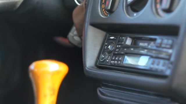 Mercedes - Benz 190E 1.8 смотреть онлайн