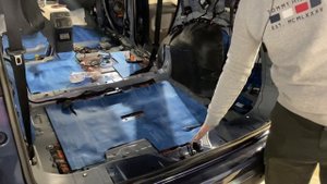 Шумоизоляция пола автомобиля | Бастион