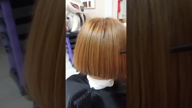 Окрашивание волос и стрижка каре смотреть онлайн