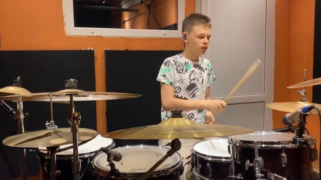 Пикник - Королевство кривых (Drum cover by Ivan Permyakov) смотреть онлайн