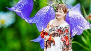 Ольга Салеева "Звенят колокольчики" (музыка и слова Ирины Скибиной)