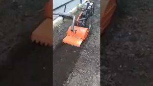 Работа культиватора Husqvarna 430