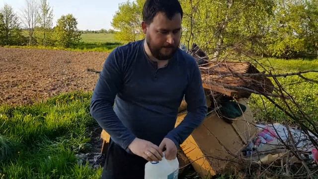 Как разжечь костер из масла и бензина смотреть онлайн