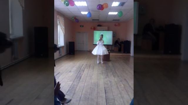 Я пою песню маленькая страна смотреть онлайн