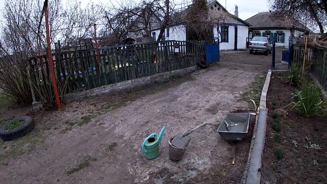 Папа и доця. Делаем ограду для клумбы. Идея с ПВХ трубой смотреть онлайн