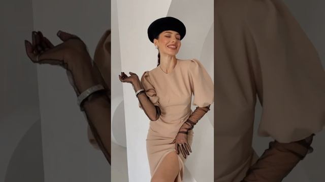 Buravova brand Бежевый костюм с юбкой смотреть онлайн