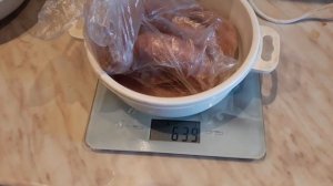 Сколько мяса надо ддя колбасок в черево свиньи 1 метр из Ашан