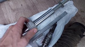 Рулевая рейка стучит справа(левый руль), люфт рейки Додж Караван 2005 год 2.4