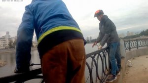 Достали прокатные самокаты из реки! Самокаты Urent в реке!