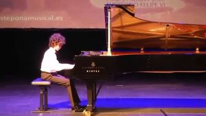 Fantastic Guillermo Ramirez performs Alex Rosenblatt's Etude #5 "Jazzefina Waltz" for small hands