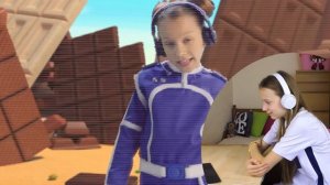 НОВЫЙ КЛИП НЕ ПОНРАВИЛСЯ??? \\ ВИКИ ШОУ - КОСМОЛАЙК РЕАКЦИЯ