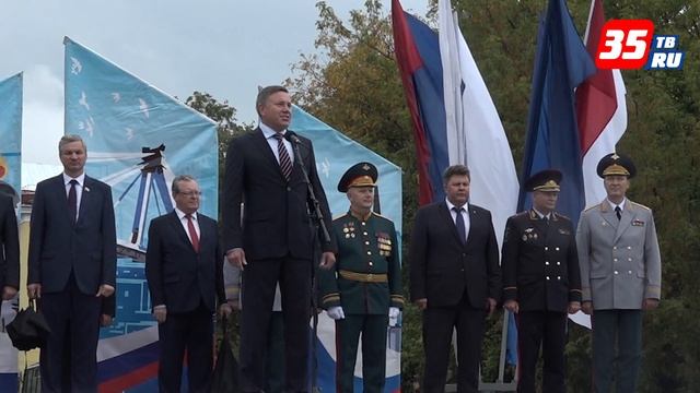 Курсанты ЧВВИУРЭ произнесли слова Военной присяги смотреть онлайн