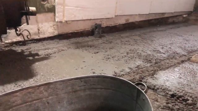 Заливка пола в гараже по уровню керамзитом, марка цемент 500+. смотреть онлайн