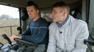 Молотят всё! Сравниваем немецкий комбайн CLAAS и белорусский «Гомсельмаш» в поле.