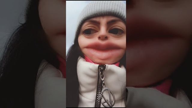 всё таки вышла погулять.