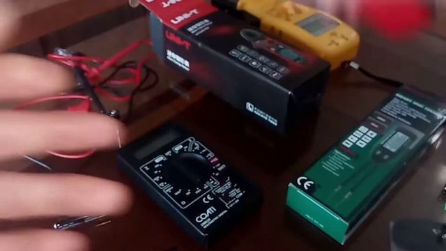 Pinza amperímetrica UNI-T UT210E PRO y otr@s 1a. Parte смотреть онлайн