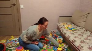 Игрушки для ребенка 9 месяцев / что подарить