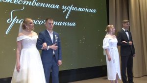 В Каменске-Уральском возрождается традиция проводить торжественные бракосочетания.