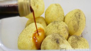 Картошка на пару с отварной свининой