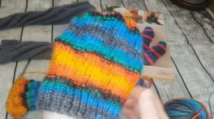 Спиральные носки . Как вязать подобные носочки .