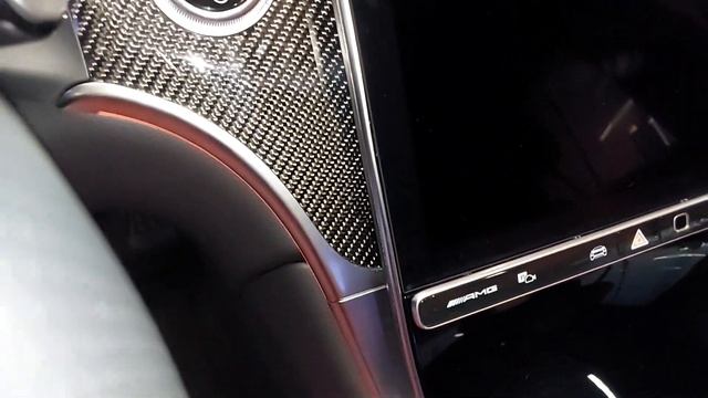 MERCEDES - BEN'S GLC 43 4M ALL-NEW 2024 WALKAROUND INTERIOR AND EXTERIOR DETAILS VIEW