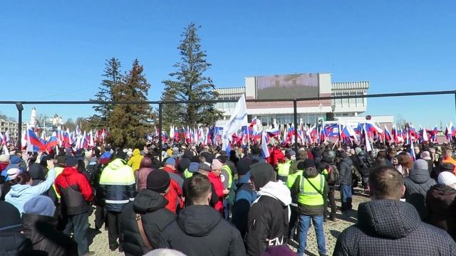 ??В Брянске 18 марта на набережной состоялся митинг-концерт в честь Крыма «Крымская весна» 18 март