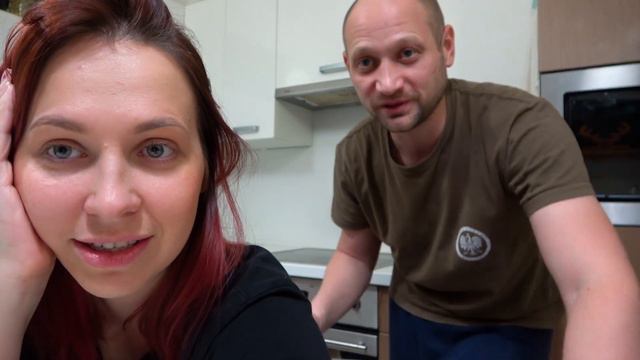 ПРИШЛИ КОЛЯДОВАТЬ- ВИТАЛИК ИСПУГАЛСЯ И НЕ ХОТЕЛ ОТКРЫВАТЬ ДВЕРЬ смотреть онлайн