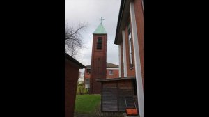 Herne-Börnig: Emmauskirche (Vollgeläut der Glocken)