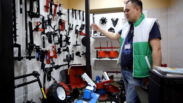 Самый большой магазин мотоблоков и навесного оборудования в России! смотреть онлайн