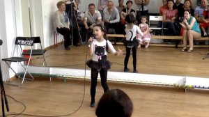 Жил да был черный кот за углом ...