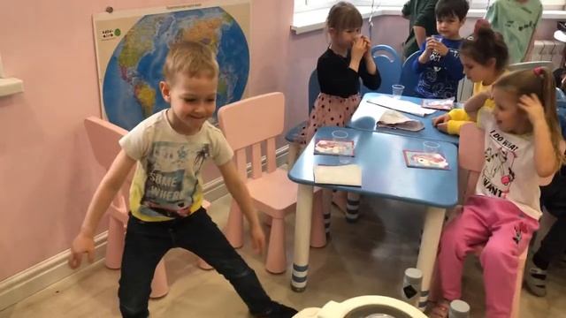 Коктейльная вечеринка в детском саду✨ смотреть онлайн