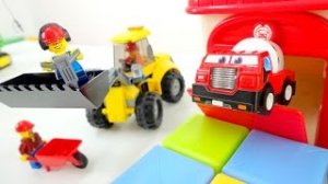 Видео для детей - Кубики, Лего и машинки - Случай на стройке.mp4