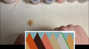 Набираем бисер для елочного шарика