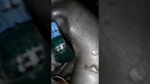 Где находится датчик детонации на VQ25DD. Снятие впуска VQ25DD. Часть 1