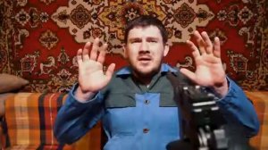 Бэдкомедиан: Вопреки (Черный плащ) - песня КГБ
