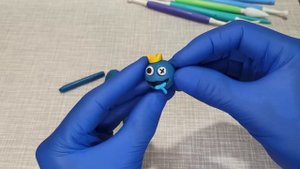 РАДУЖНЫЕ ДРУЗЬЯ История и Лепка из пластилина Роблокс