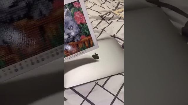 Собираю алмазную мозаику *котенок* смотреть онлайн