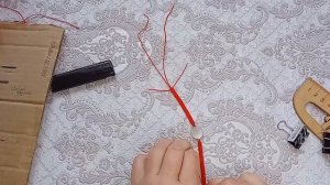 Плетём браслет на руку из красной нити "Шамбала"