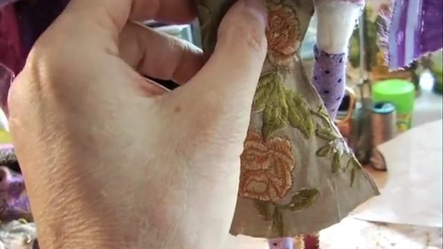 Механическая кукла -Парфюмер.