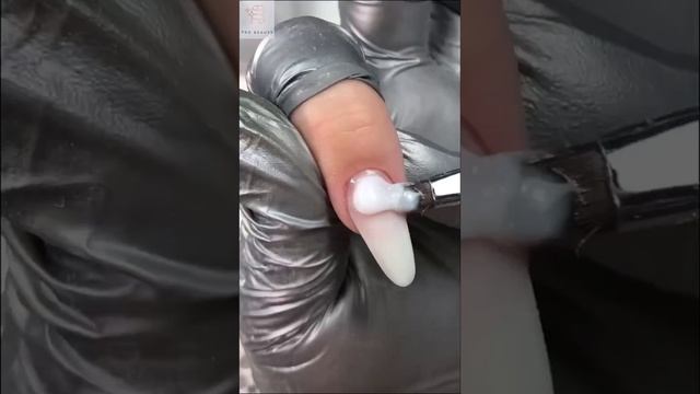 Дизайн маникюра для любителей страз? #маникюр #nails #ногти #бьюти #nail #дизайнманикюра #nailart смотреть онлайн