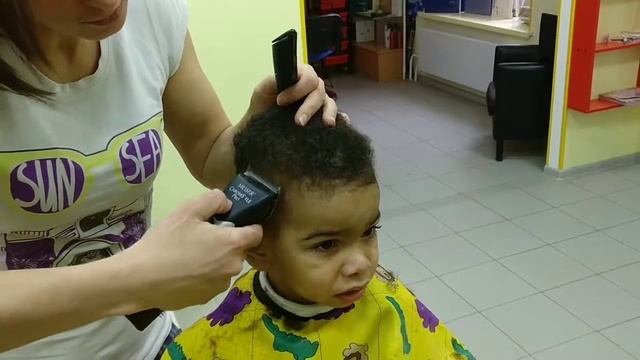 Первая стрижка Маркуса?Как стричь мулата☝️ Стильная стрижка для мальчиков/ дети-мулаты