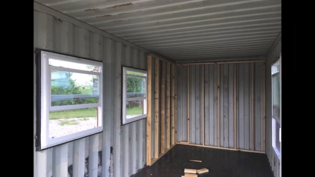 035. «ДОМ И HOSTEL» Отличный маленький домик из морского контейнера. 04.58 мин.