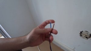 Электрика на балконе или  как косячат отделочники ?
