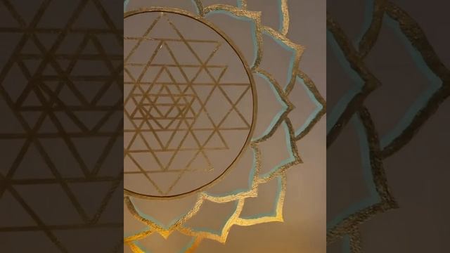 Шри Янтра Мандала Роспись стен смотреть онлайн