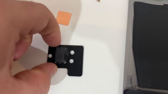 12' Macbook Cooling Mod смотреть онлайн