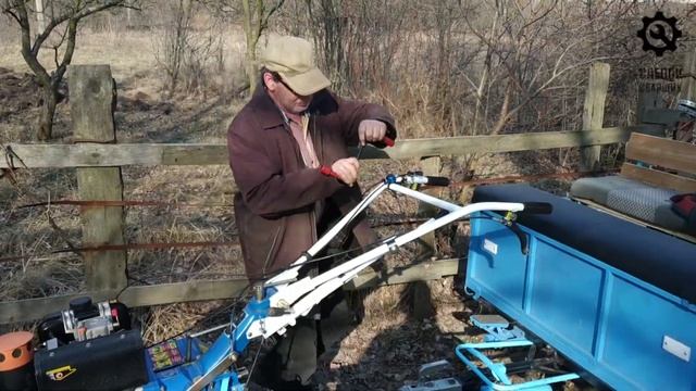 ВСПАШКА МОТОБЛОКОМ С ПЛУГОМ В ПЕРВЫЙ РАЗ смотреть онлайн