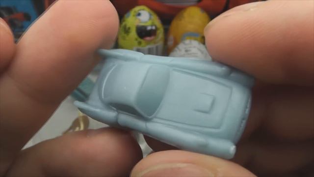 12 Surprise Eggs Kinder Surprise Cars 2 Zaini Thomas Spongebob смотреть онлайн